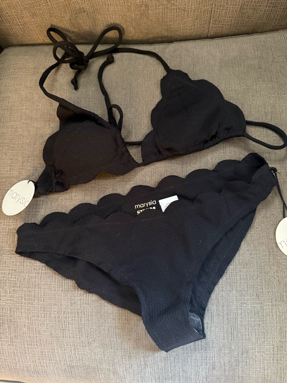 MARYSIA • NWT Black Scalloped Triangle Bikini Swimsuit - Medium